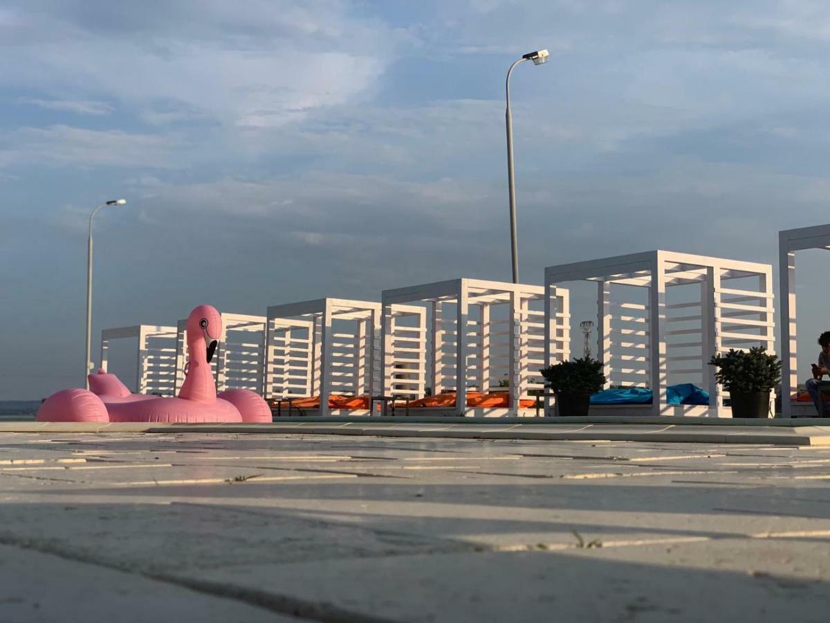 Riviera By Queens Hotel And Resort Gura Văii Kültér fotó